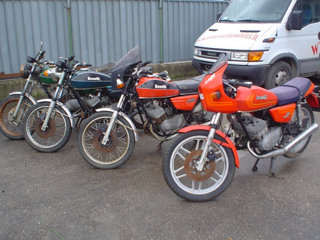 stock 4 benelli 125 e 250