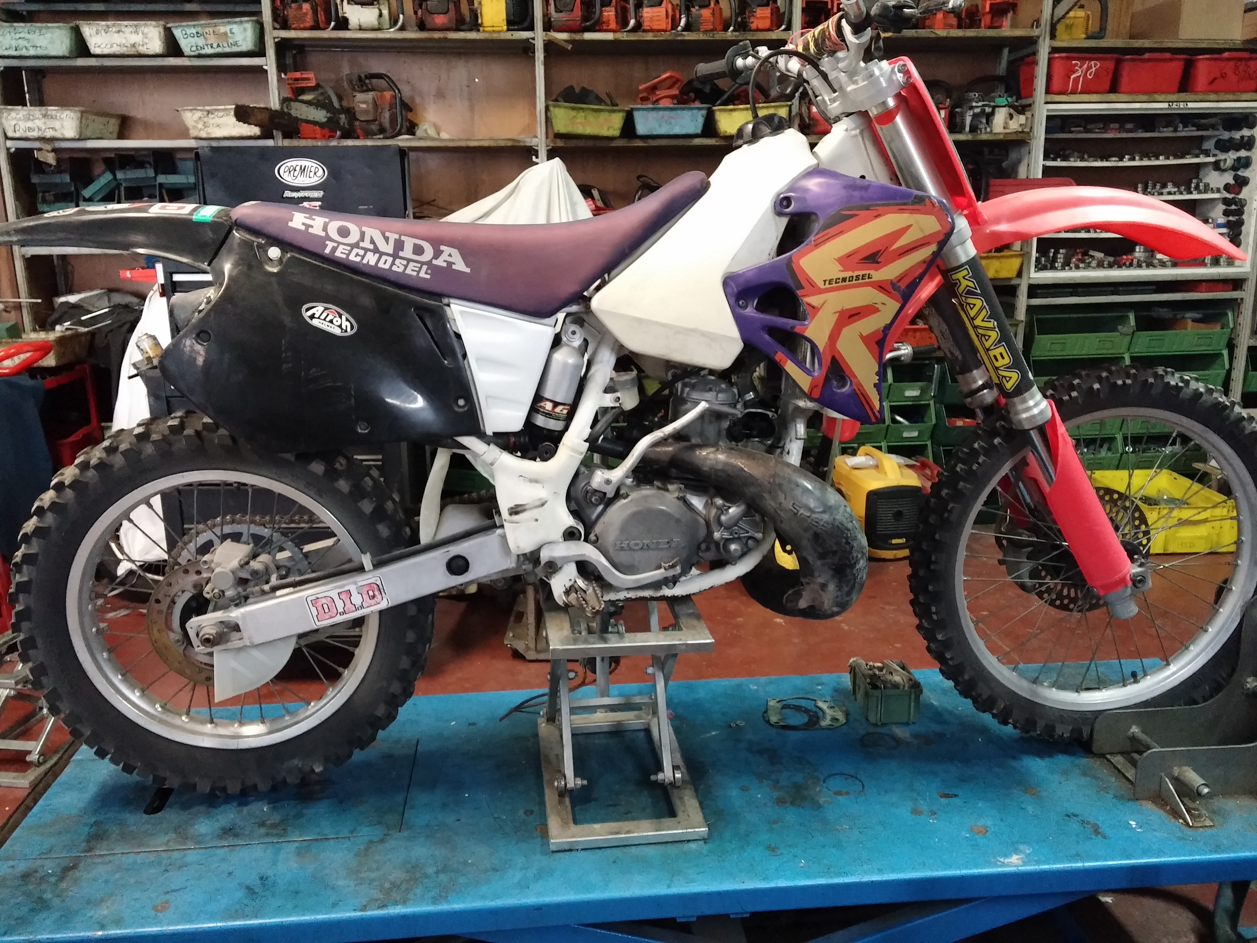 RICAMBI HONDA CR 250 2T 1995