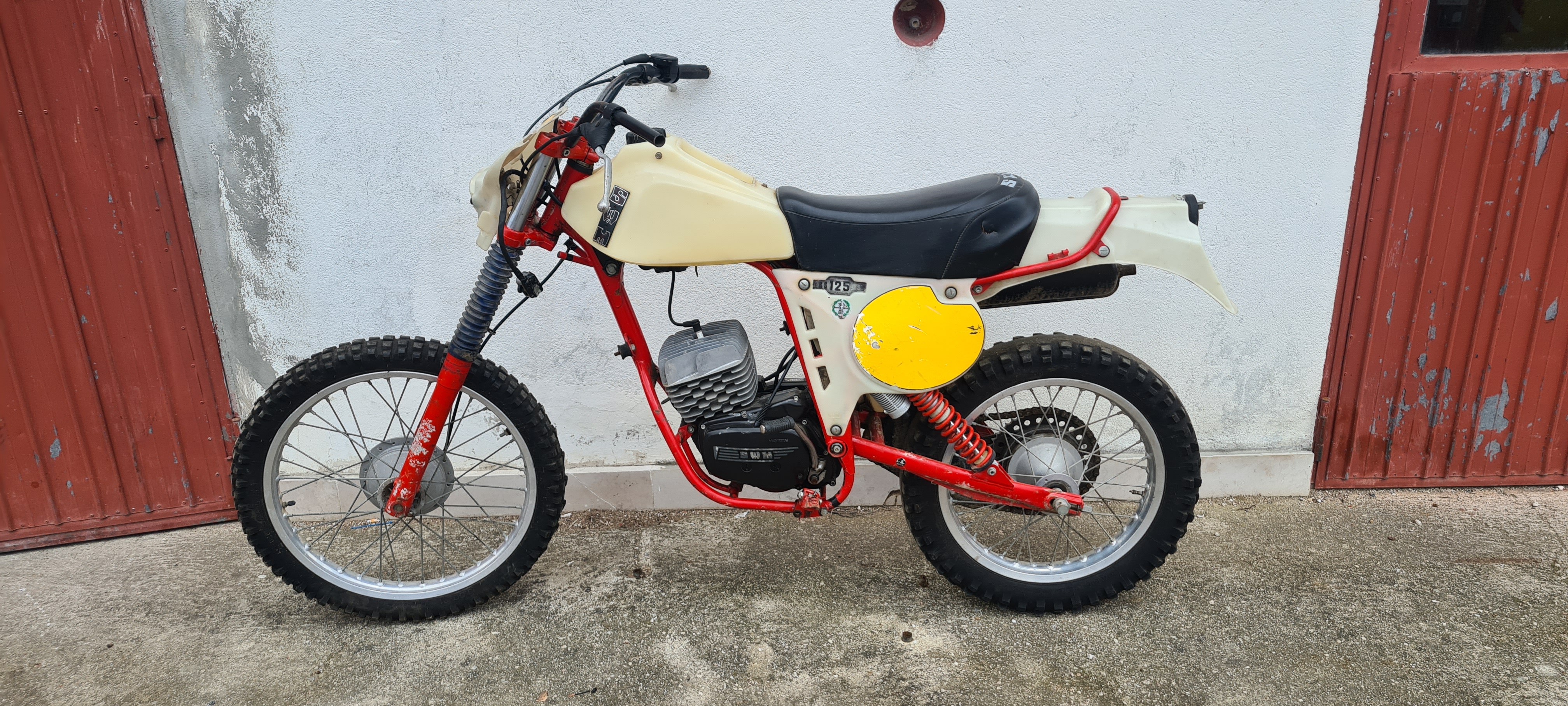 SWM RS125GS