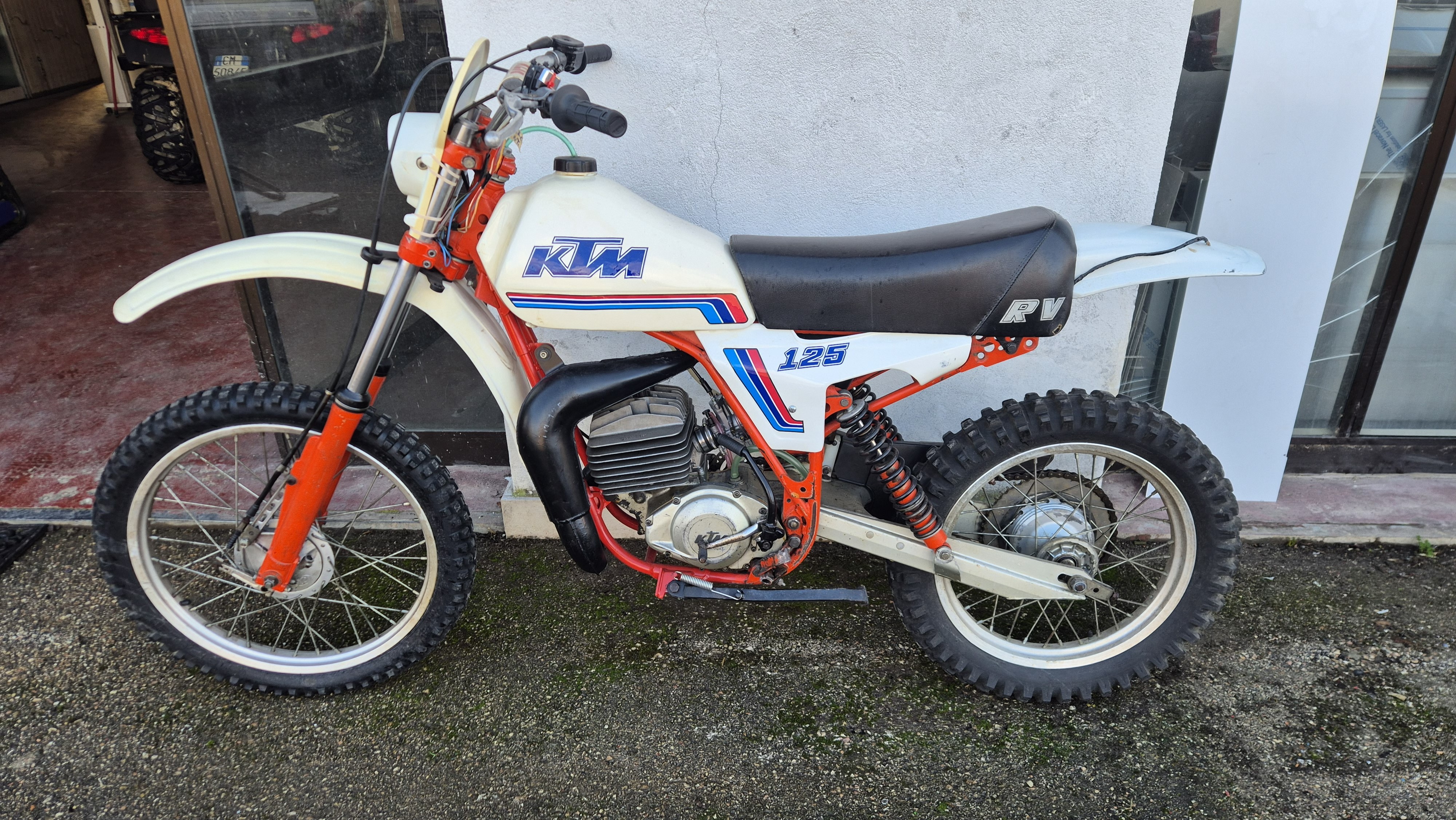 KTM 125